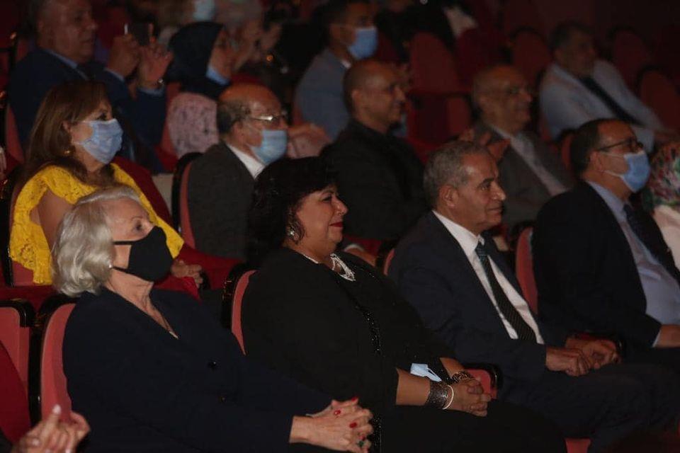 صور| وزيرة الثقافة تشيد بإحتفالية "ذكريات الكرنك" فى الاوبرا
