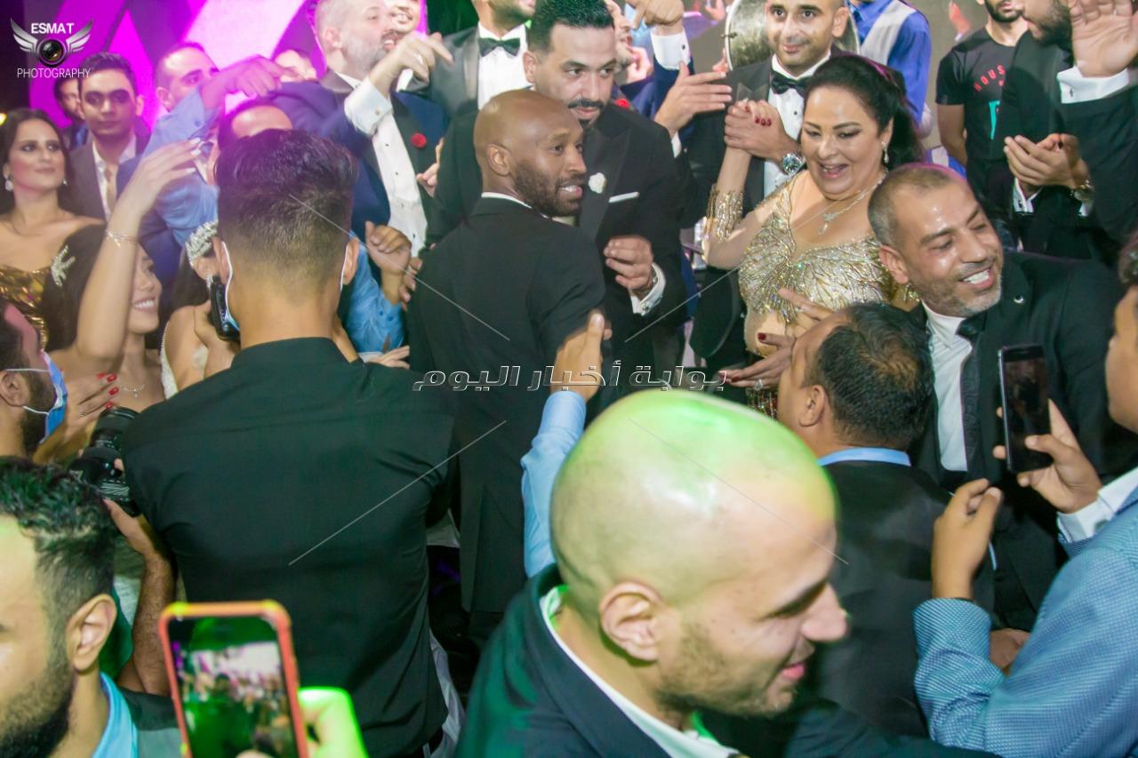 نجوم الفن والرياضة يجتمعون في حفل زفاف شريف منير حسن