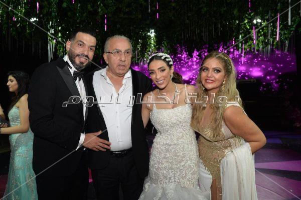 نجوم الفن والرياضة يجتمعون في حفل زفاف شريف منير حسن