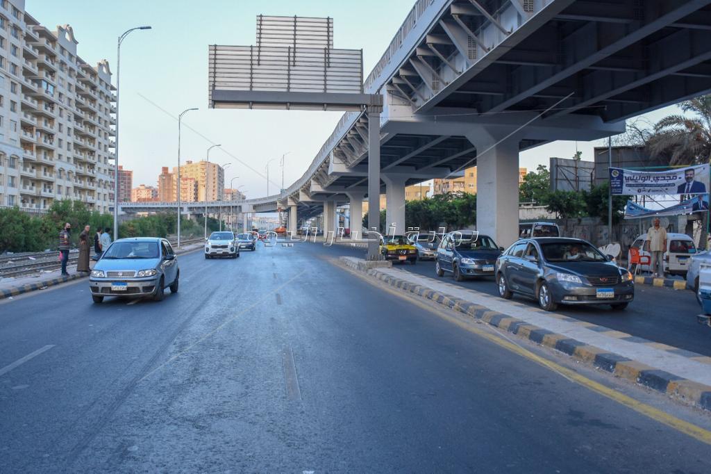 محافظ الإسكندرية: تنفيذ 10 أماكن آمنة لعبور المشاة بمحور المحمودية  