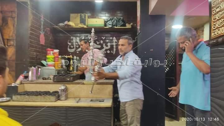 غلق مقاهي تقدم الشيشه للمواطنين بحي شمال الجيزة