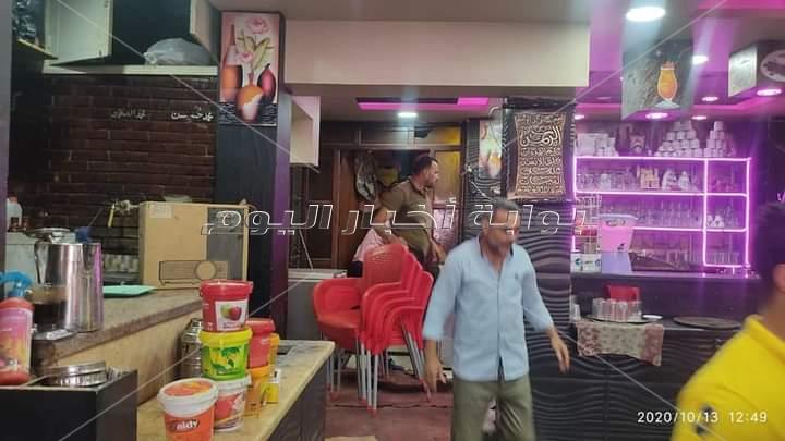 غلق مقاهي تقدم الشيشه للمواطنين بحي شمال الجيزة