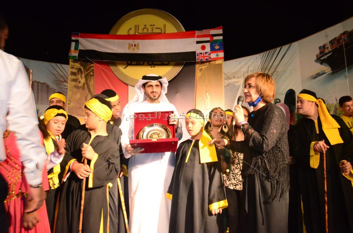صور| سفارة الإمارات تكرم سهير عبد القادر تقديرا لجهودها مع ذوي القدرات الخاصة