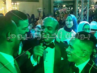 علي ربيع وأوس أوس ومحمد لطفي يحتفلون بزفاف ابنة سليمان عيد