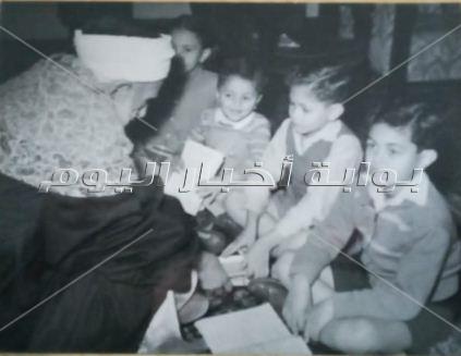 أول صور لمُعلم عميد الأدب العربي «طه حسين»