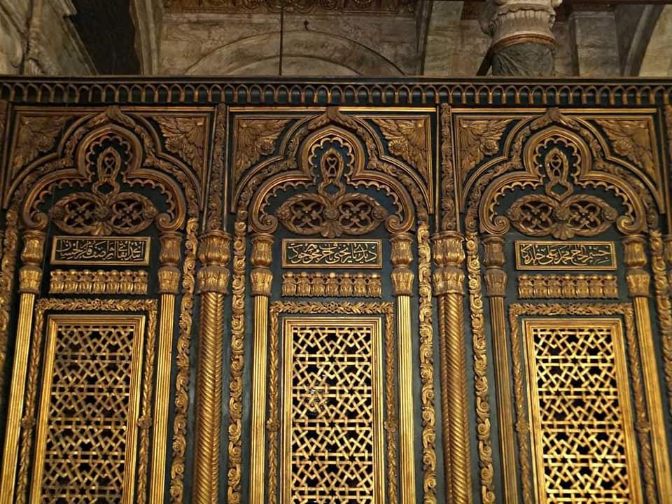 له منبران وليس واحد فقط .... شاهد تحفة فنية مسجد محمد علي بالقلعة