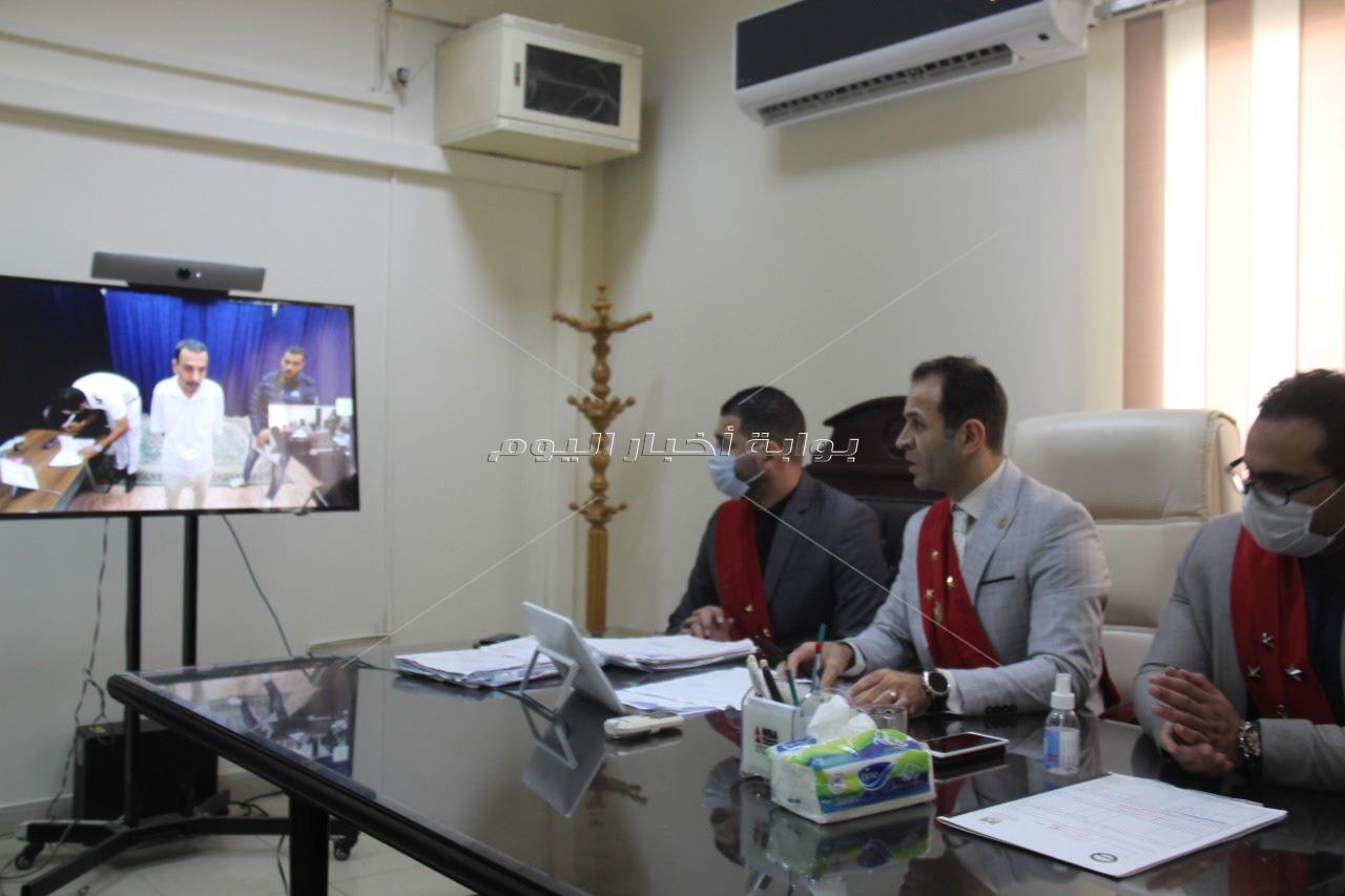 فيديو وصور|«بوابة أخبار اليوم» داخل جلسات التقاضي عن بعد بمحكمة القاهرة الجديدة