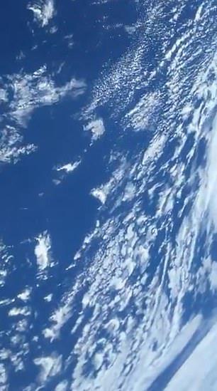 رائد الفضاء ينشر فيديو له من الفضاء