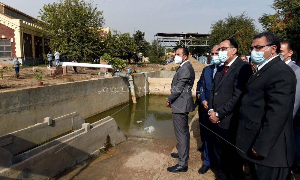 رئيس الوزراء يتفقد مشروعات ويستعرض دراسات المركز القومى لبحوث المياه بالقناطر الخيرية‎