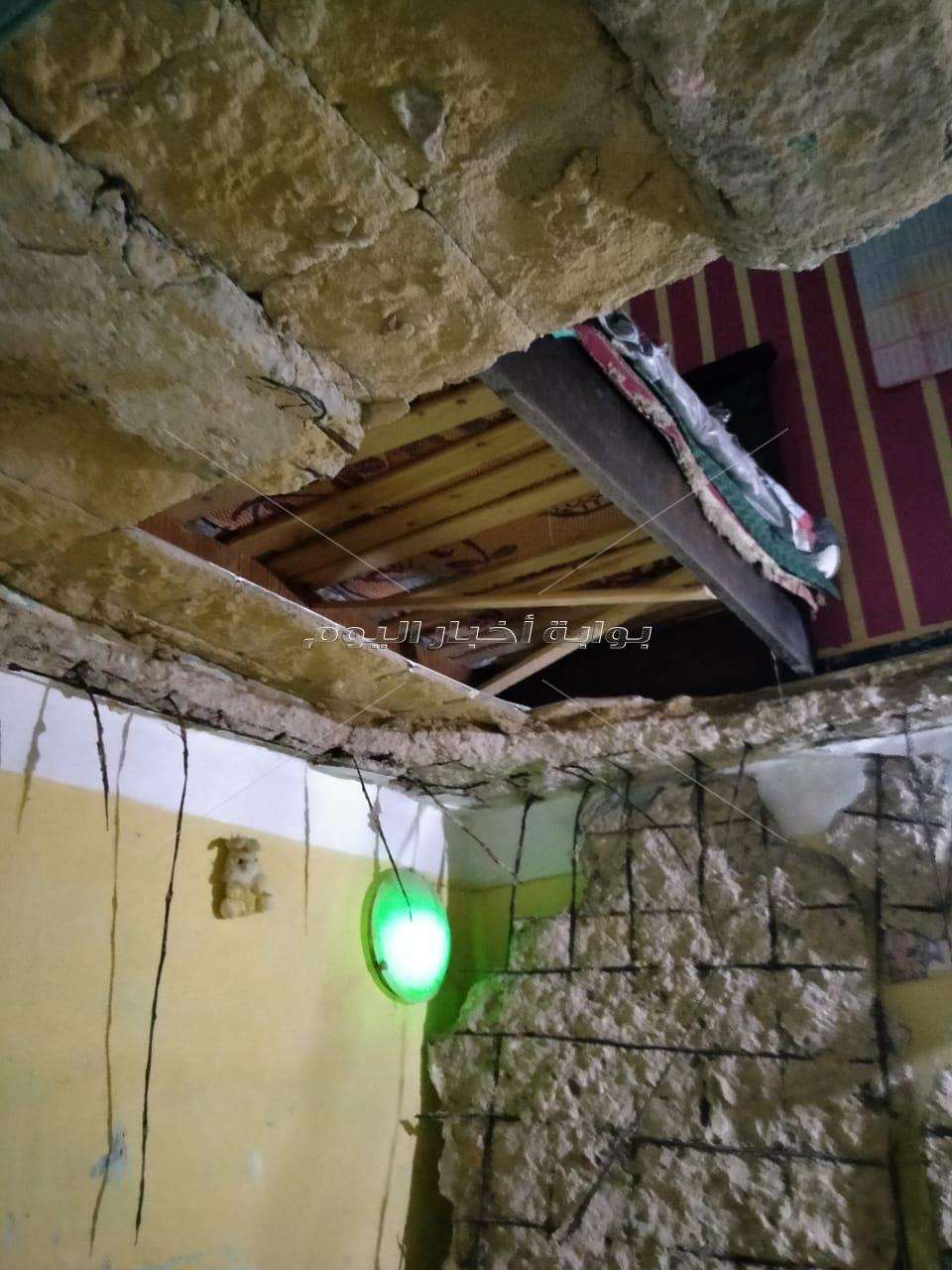 إصابة 3 أشخاص في انهيار سقف عقار بمنطقة الدخيلة بالإسكندرية 