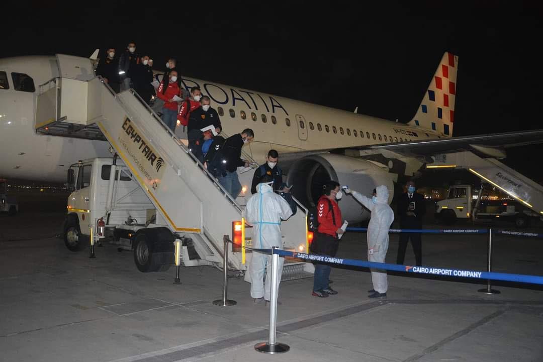 منتخب مقدونيا يصل مطار القاهرة للمشاركة في مونديال اليد| صور 