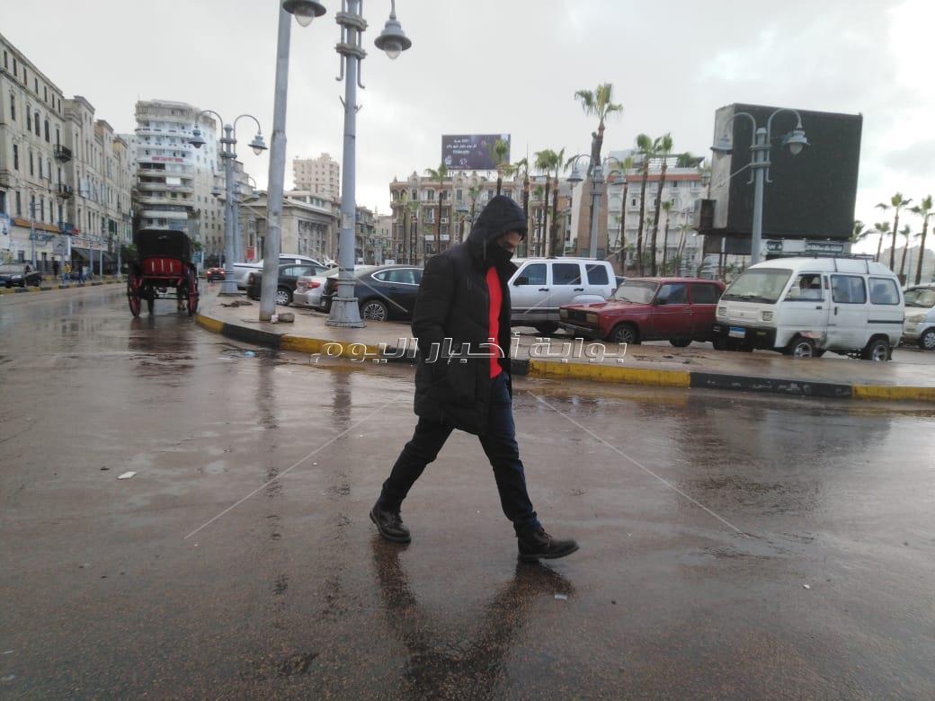 أمطار نوة الفيضة الكبرى تربك شوارع الإسكندرية وتستمر 6 أيام 
