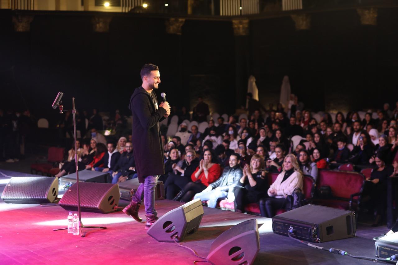  نجوم الفن في حفل محمد الشرنوبي بمسرح الزمالك