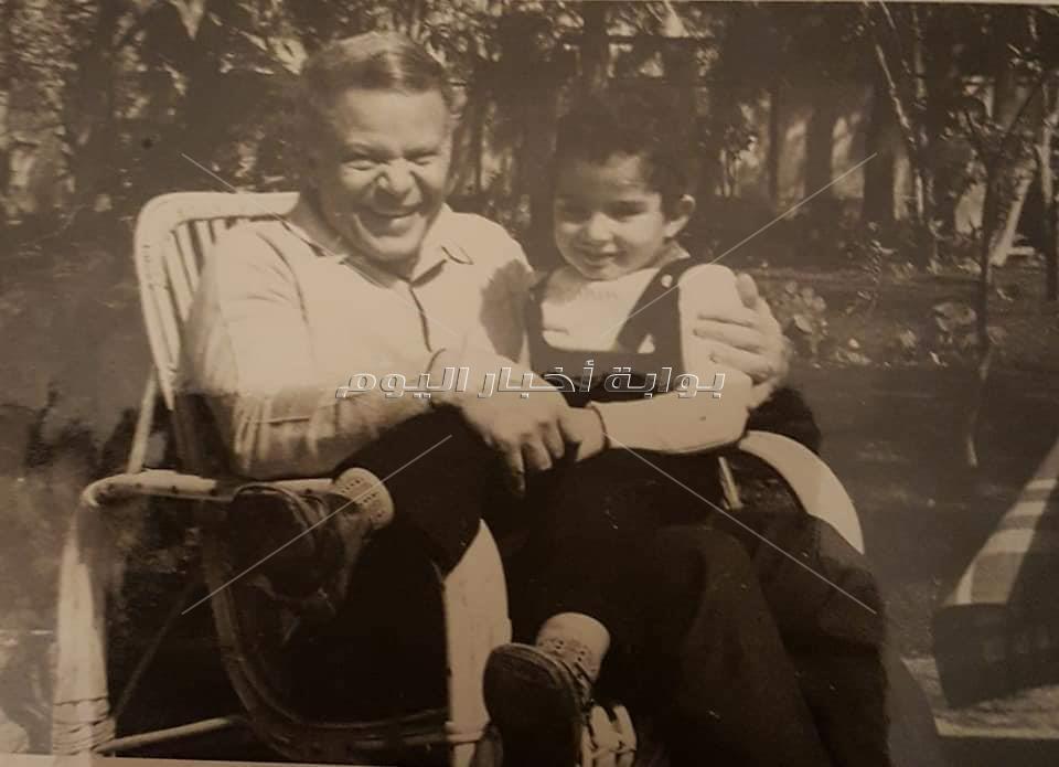 حفيد يوسف السباعي يروي ذكريات الطفولة مع جده