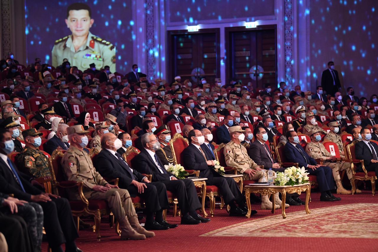 الرئيس السيسي يشهد الاحتفالية بيوم الشهيد