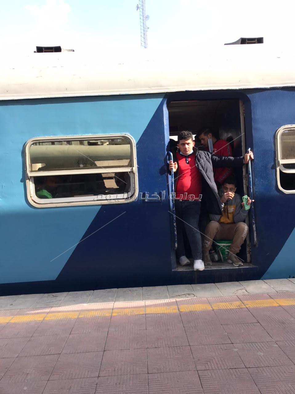 المعاناة تتحول إلى راحة ورفاهية.. القطار «الروسى» يكسب «المميز»| صور