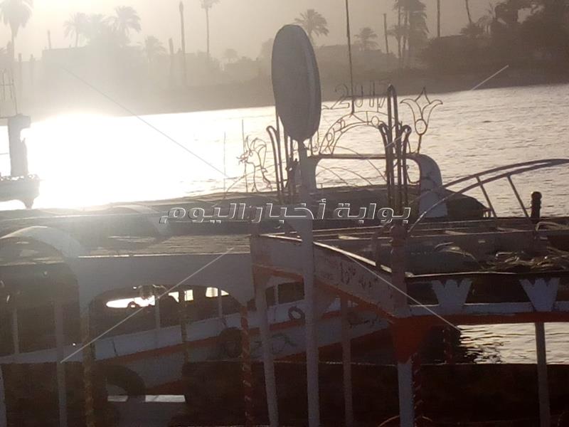بدء توافد المواطنين على شواطىء النيل  بسوهاج احتفالا بشم النسيم 