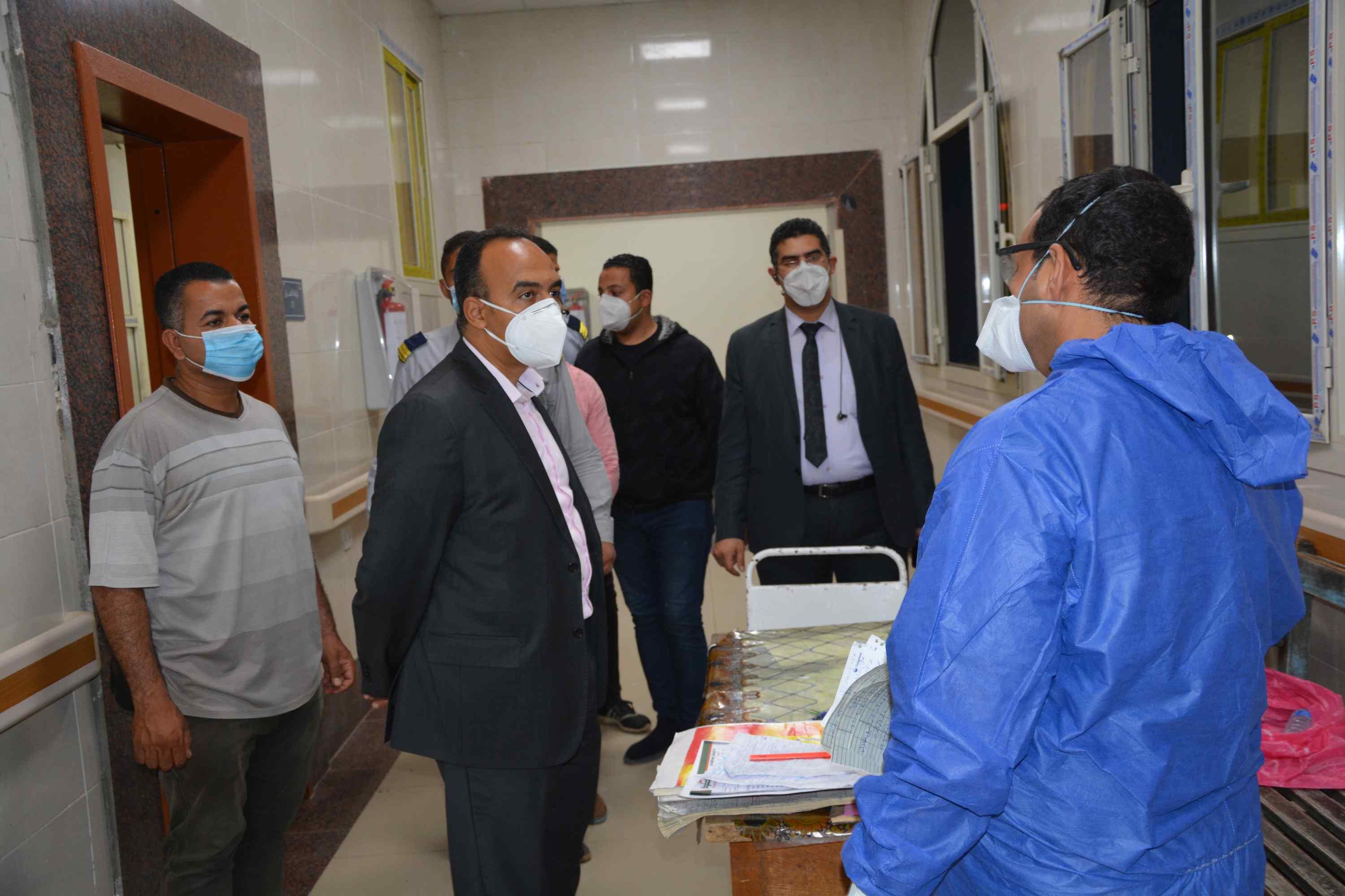 محافظ المنيا: دعم مستشفيات الحميات والصدر ب 135 سرير رعاية