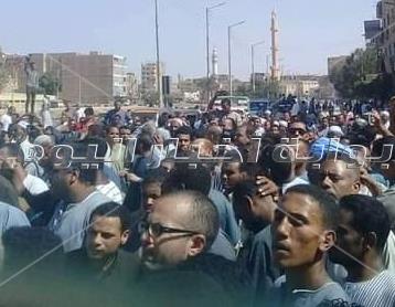 الآلاف في وداع شهيد الواجب أمين شرطة علاء عبدالرحيم
