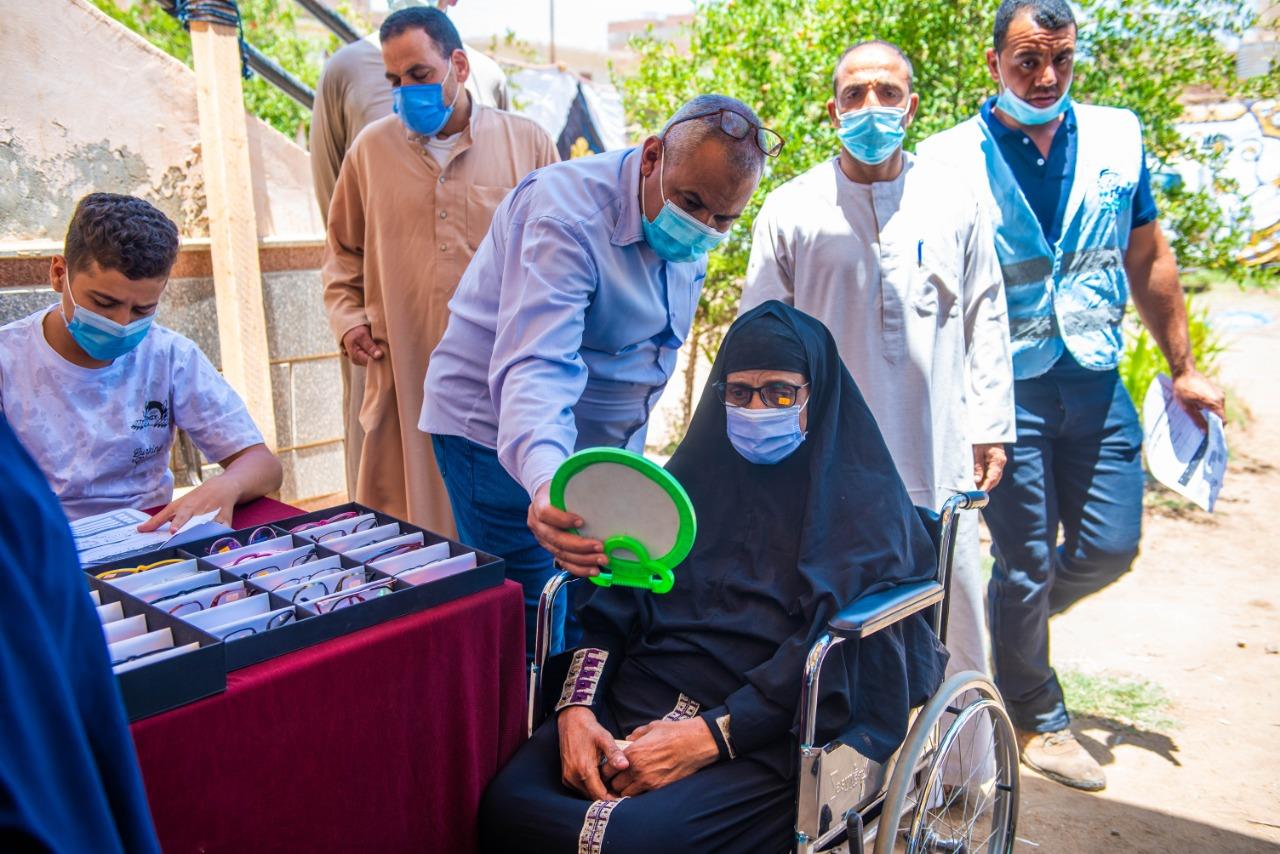 صندوق تحيا مصر ينظم قوافل المبادرة الرئاسية نور حياة في 7 محافظات 
