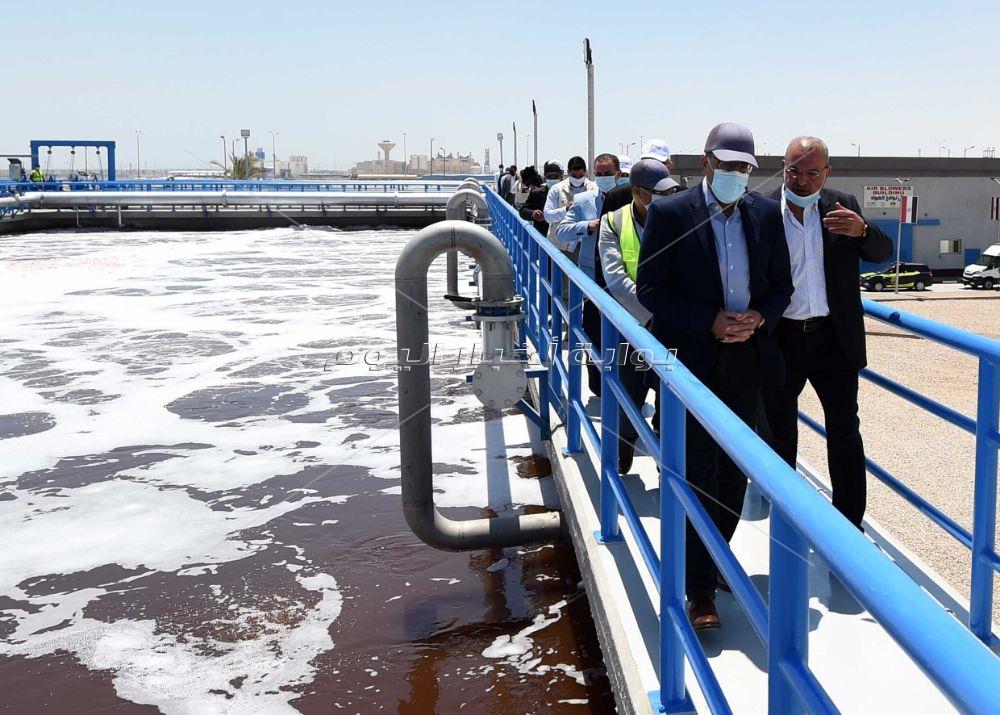 رئيس الوزراء يتفقد محطة معالجة مياه الصرف الصناعي بالمنطقة الاقتصادية