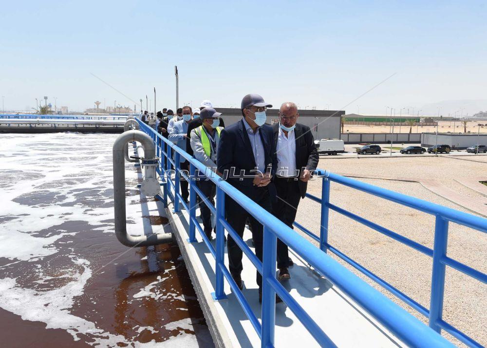 رئيس الوزراء يتفقد محطة معالجة مياه الصرف الصناعي بالمنطقة الاقتصادية