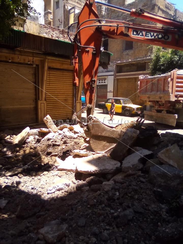 إصلاح هبوط أرضي بشارع راغب غرب الإسكندرية