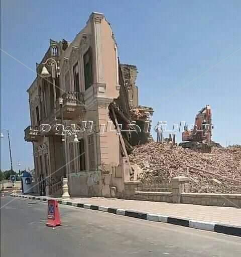 الانتهاء من إزالة قصر توفيق باشا اندراوس بمدينة الأقصر