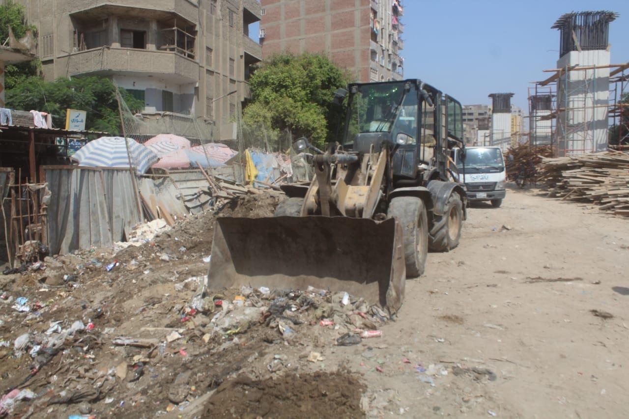 محافظة الجيزة ترفع 121 ألف طن مخلفات وقمامة خلال أسبوعين | صور