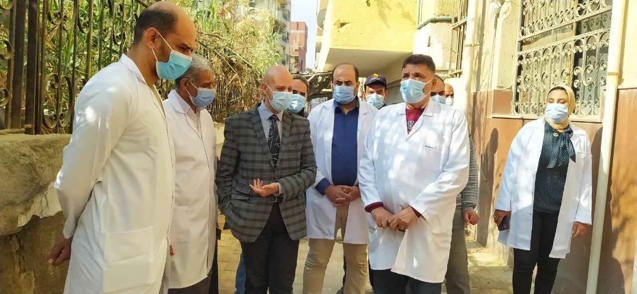 وكيل وزارة الصحة بالشرقية يتفقد سير العمل بمستشفي أبوحماد المركزي