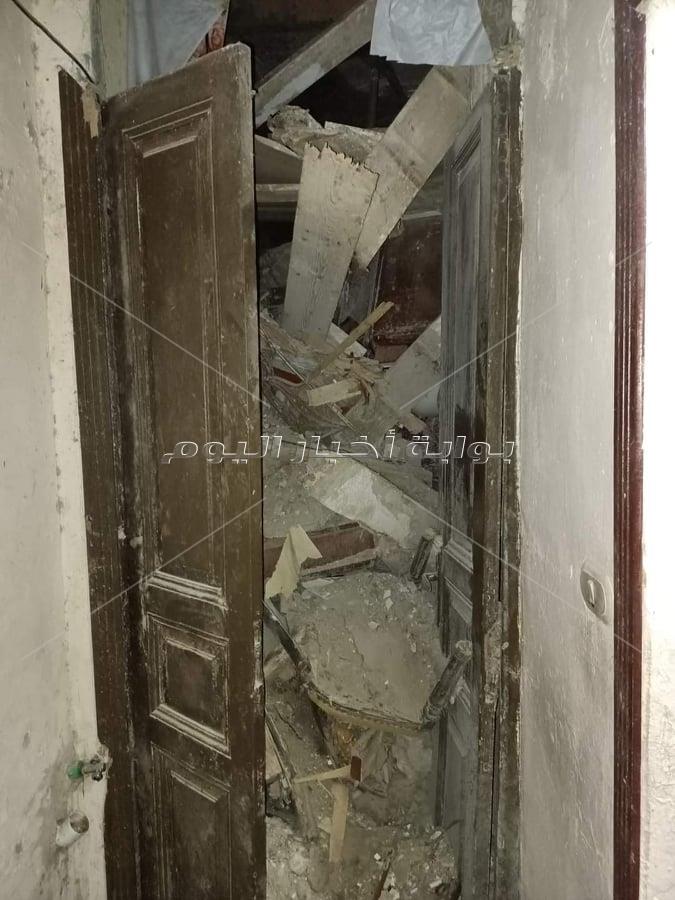 إصابة عجوز في انهيار سقف عقار في الإسكندرية