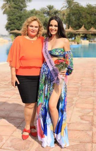  ملكات جمال العالم للمراهقات بمسابقة ملابس البحر من الأقصر