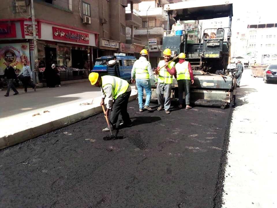 انتهاء أعمال رصف المرحلة الثانية من تطوير شارع التحرير بسوهاج