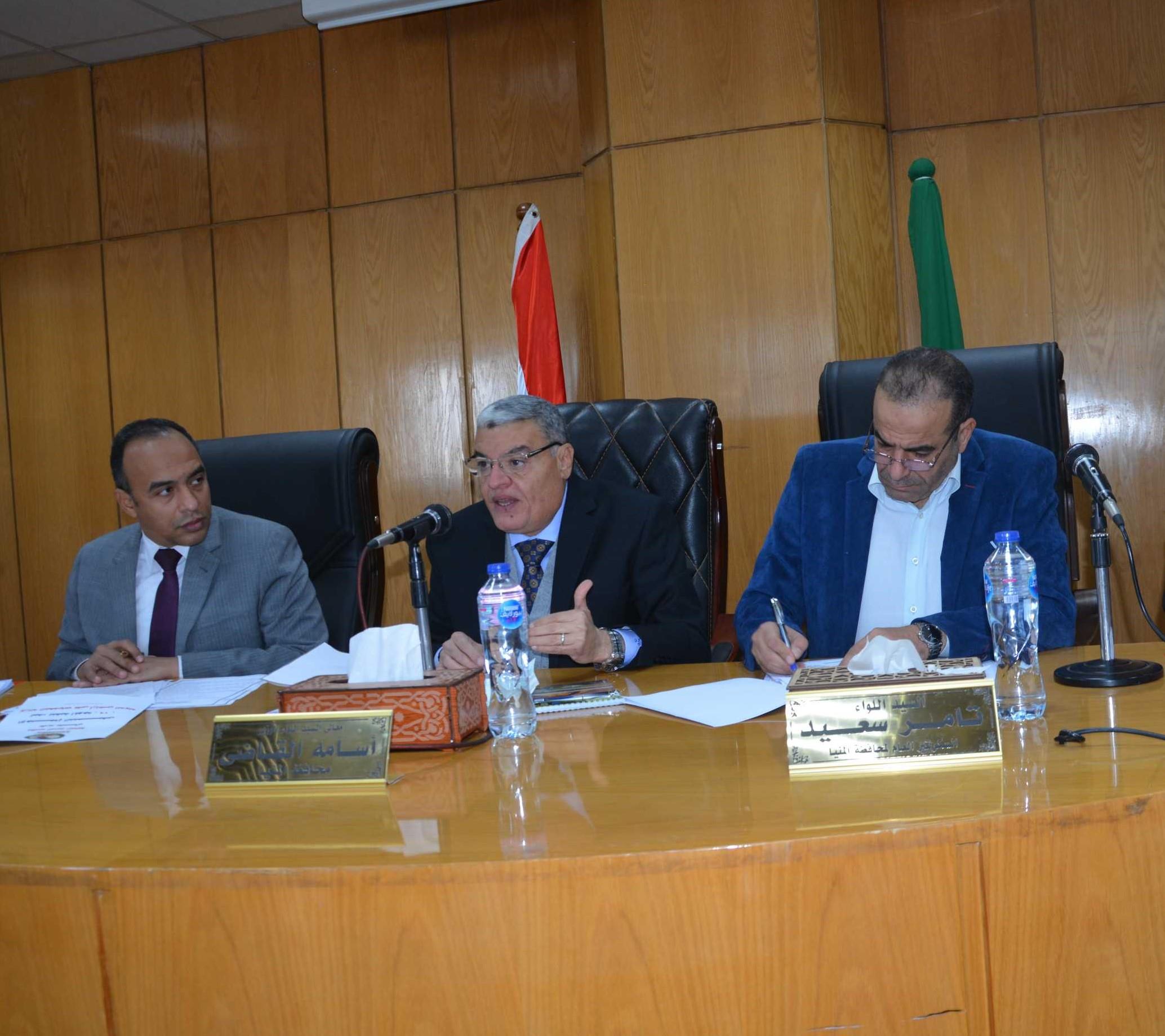 محافظ المنيا يعقد اجتماعاً تنسيقياً لبدء تنفيذ "الموجة 19 "لإزالة التعديات على أراضي الدولة