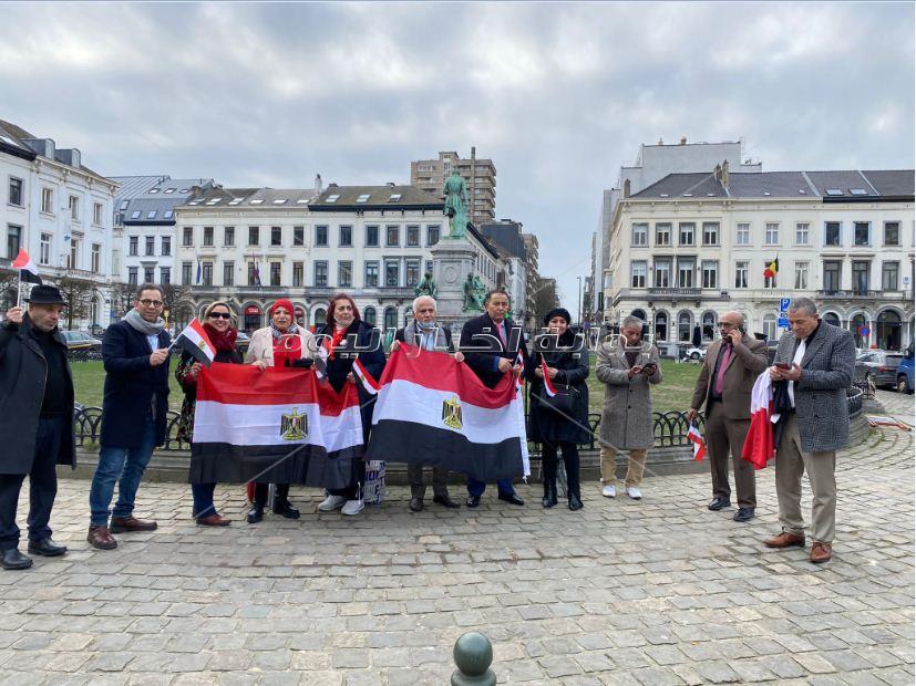 الجاليات المصرية بالخارج تواصل توافدها إلي بلجيكا للترحيب بالرئيس عبد الفتاح السيسي