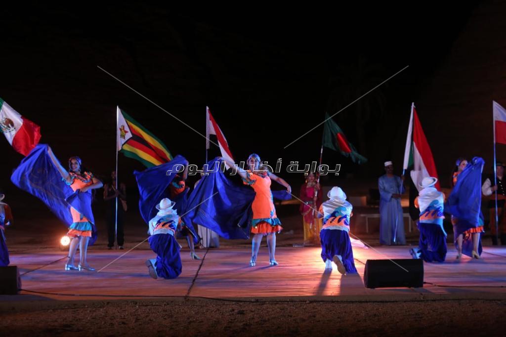 وزيرا السياحة والاثار والثقافة ومحافظ اسوان يشهدون ختام مهرجان اسوان الدولي