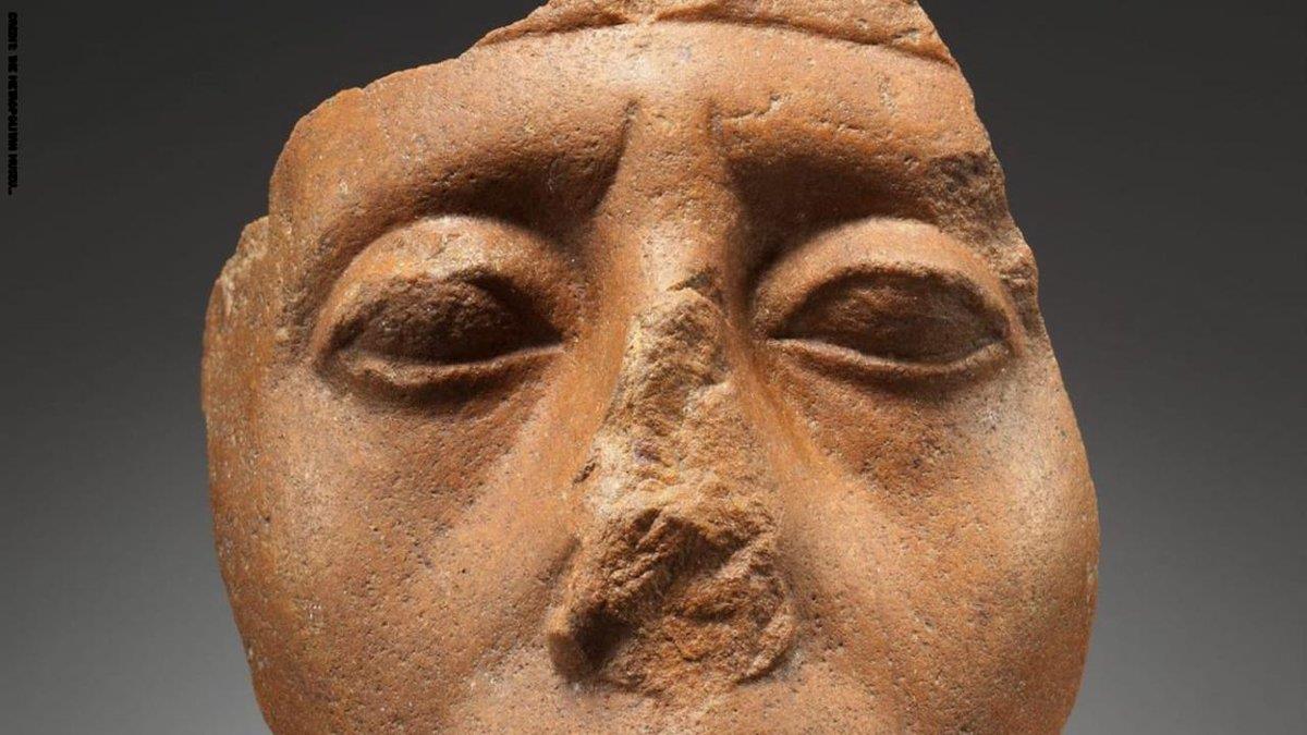   أنف تمثال أبو الهول الأشهر.. ظاهرة "جذع الأنف"
