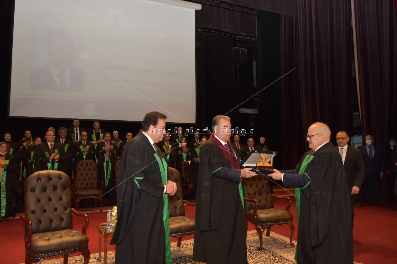 جامعة القاهرة تمنح الدكتوراه الفخرية فى الآداب لرئيس جمهورية طاجيكستان