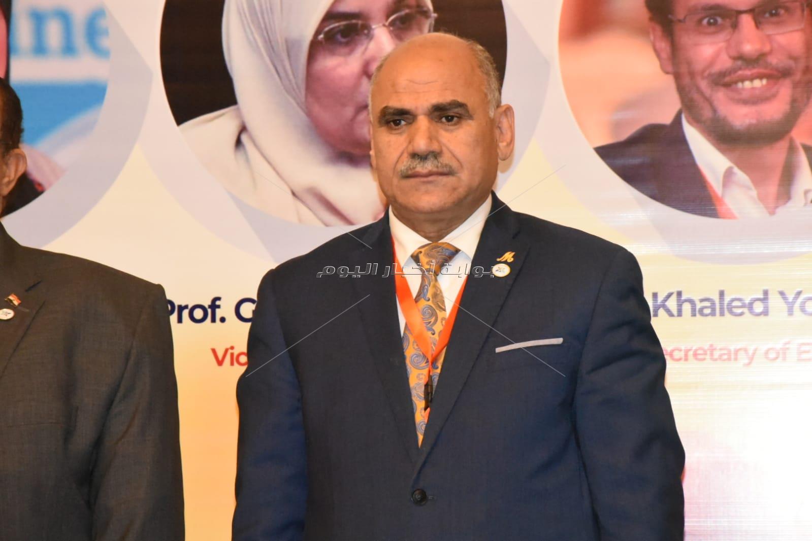 رئيس جامعة الأقصر يشهد افتتاح المؤتمر الدولي الثالث للغدة الدرقية