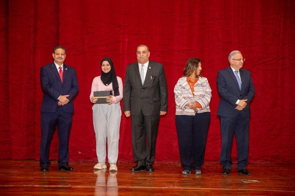 صندوق تحيا مصر ينظم احتفالية دكان الفرحة في جامعة حلوان
