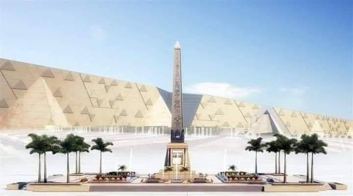 الإنتهاء من إقامة أول مسلة معلقة في العالم بالمتحف المصري الكبير