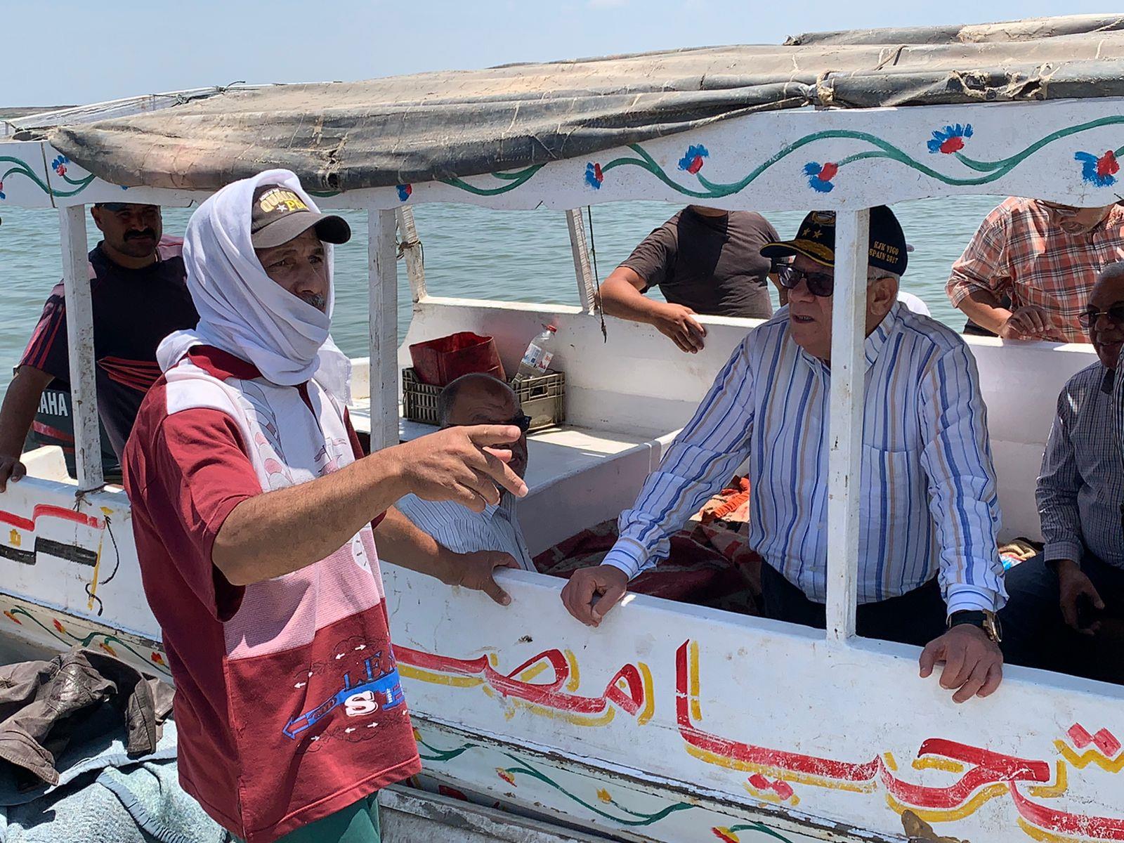 محافظ بورسعيد يتفقد بحيرة المنزلة لمتابعة مستجدات أعمال التطوير والتطهير 