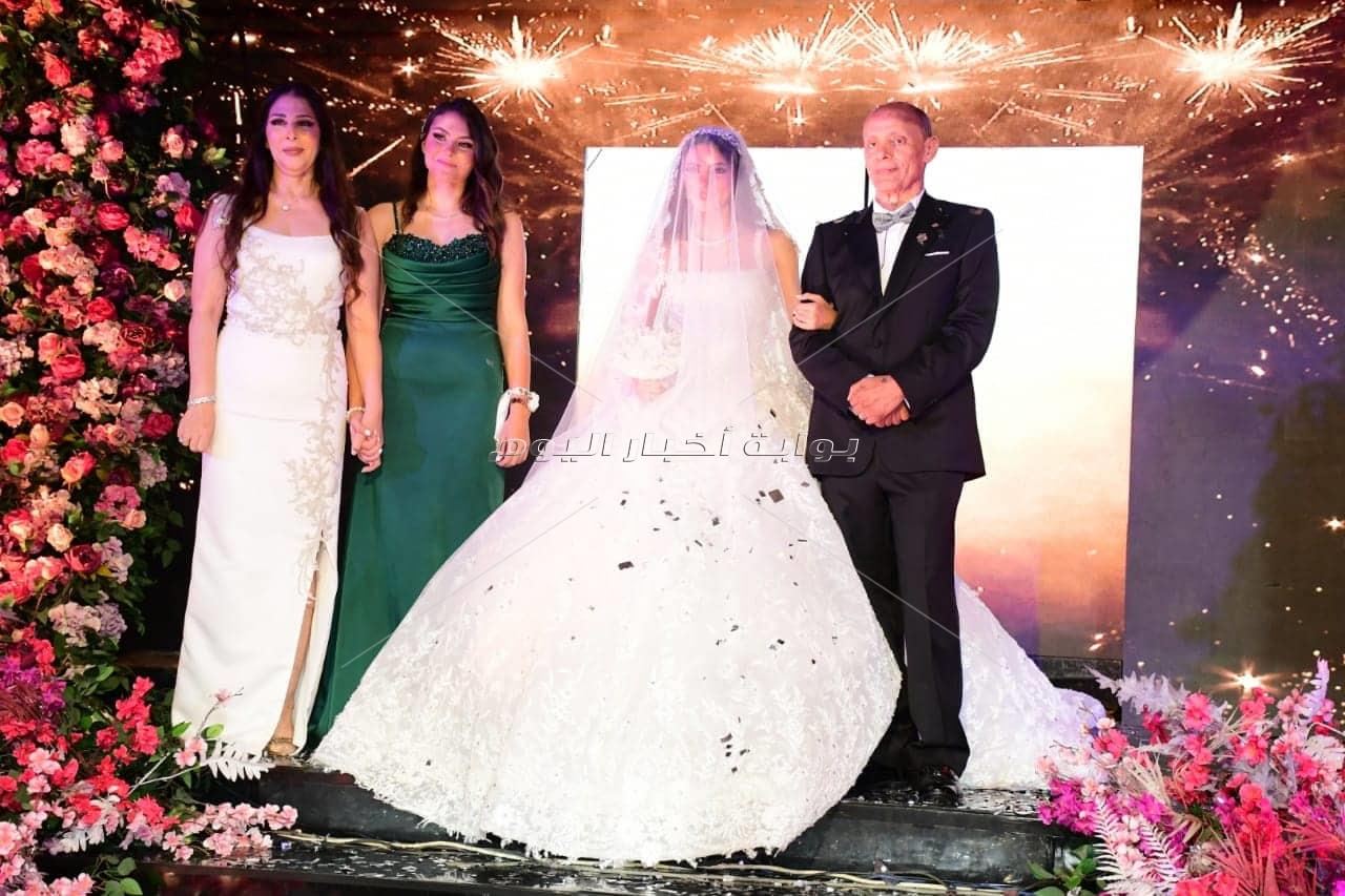 الصور الكاملة لحفل زفاف ابنة عصام إمام