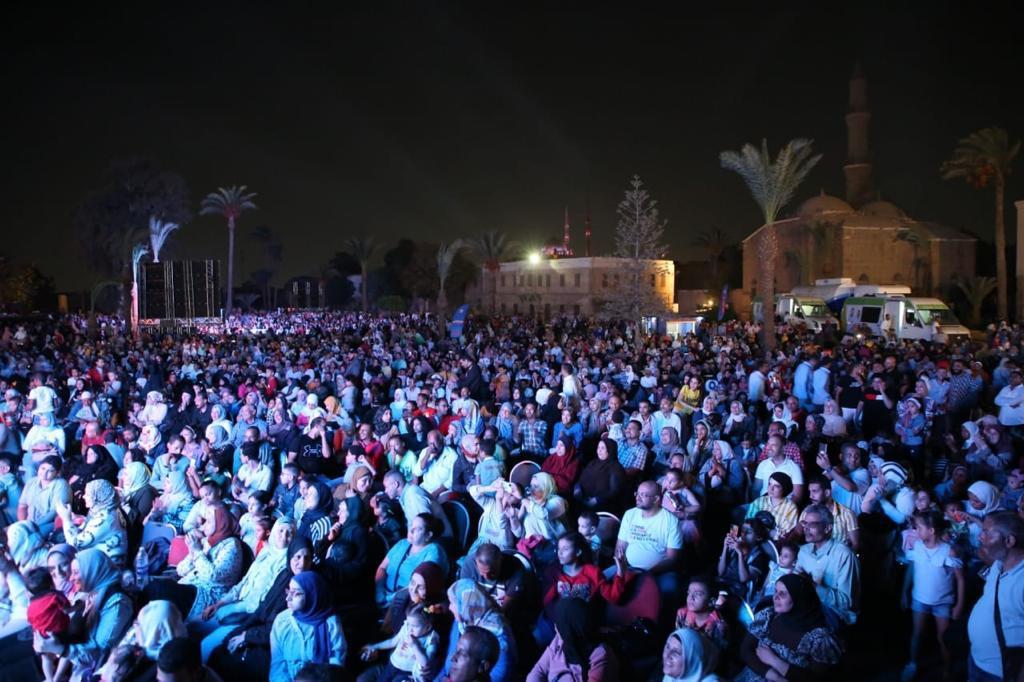 جمهور الليلة العاشرة من مهرجان القلعة يكسر حاجز 10 الاف مشاهد