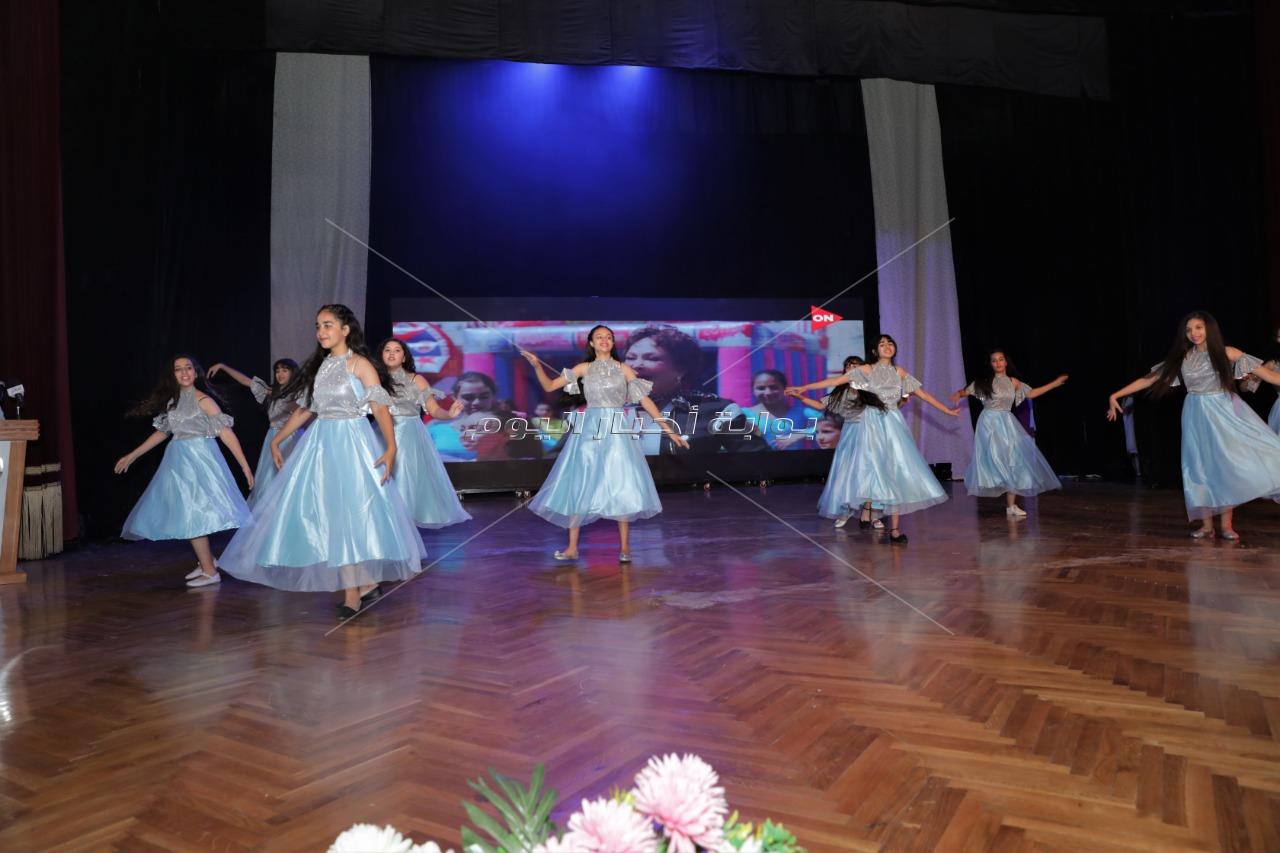 "التعليم" تحتفل بختام فعاليات مهرجان الفنون المسرحية لطلاب المدارس في دورته الرابعة   