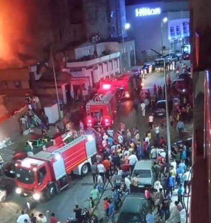 بالصور| حريق هائل في ملهى ليلي بالإسكندرية.. والدفع بـ 3 سيارات إطفاء 