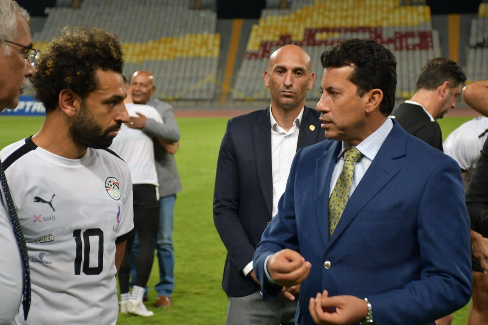 وزير الرياضة يلتقى لاعبى منتخب مصر 