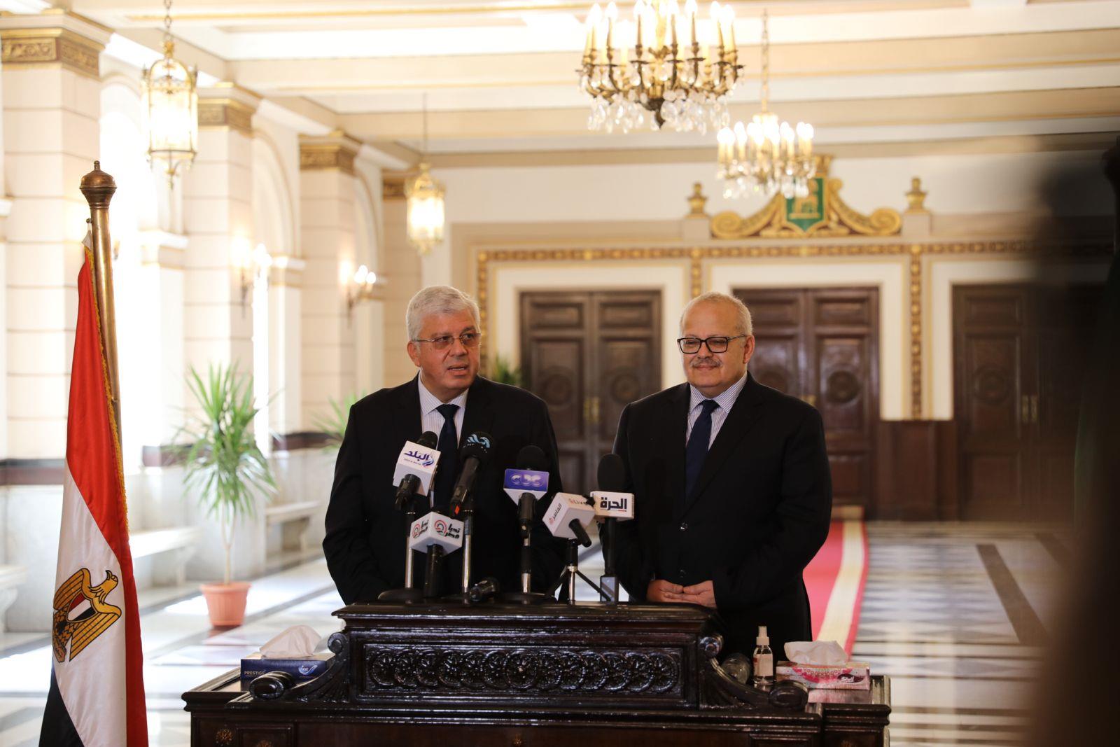 وزير التعليم العالي ورئيس جامعة القاهرة يتابعان استعدادات جامعة القاهرة لبدء العام الدراسي الجديد