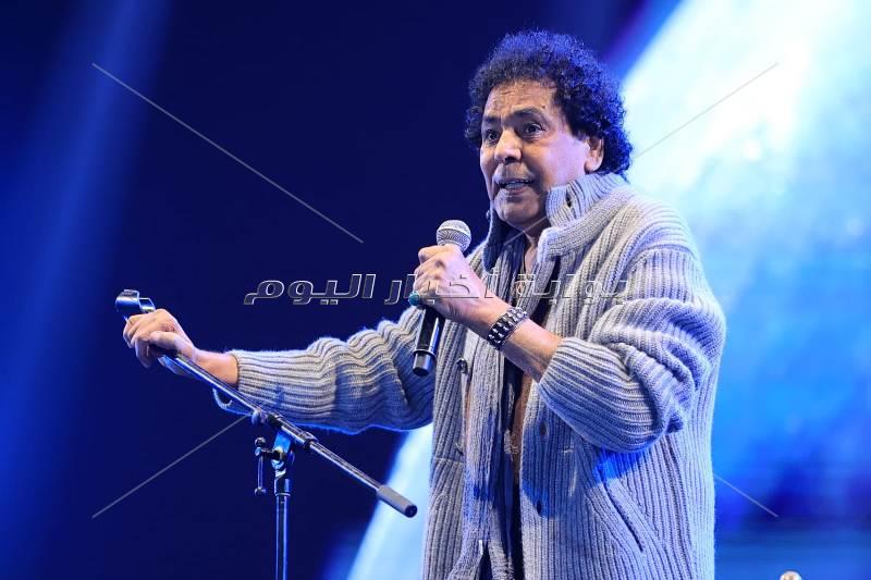محمد منير يتألق في حفل عالمي بالقاهرة الجديدة