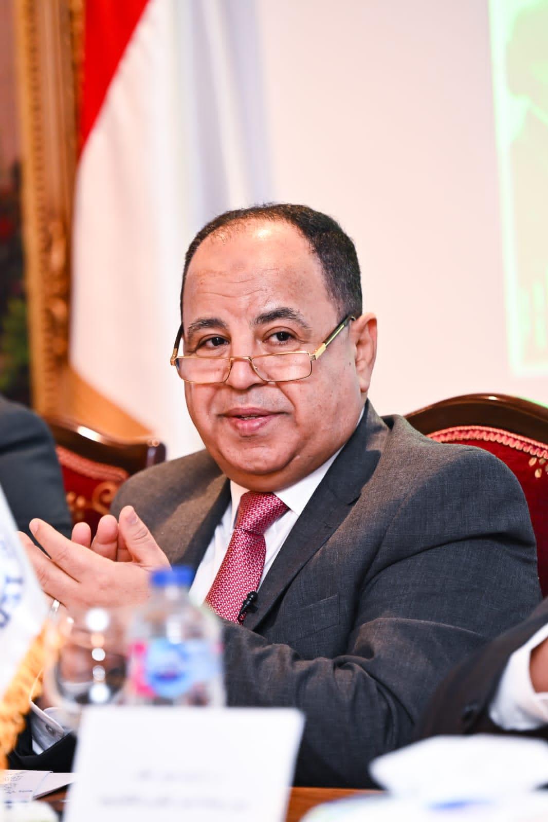 كلية الإدارة والاقتصاد بجامعة مصر للعلوم والتكنولوجيا تنظم ندوة الاقتصاد الوطني